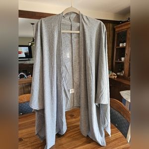 Womens XL Light grey bat wing cardigan